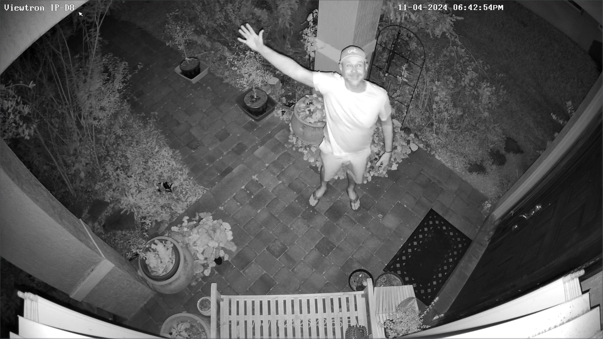 Motion Detection Spotlight Camera with IR Night Vision