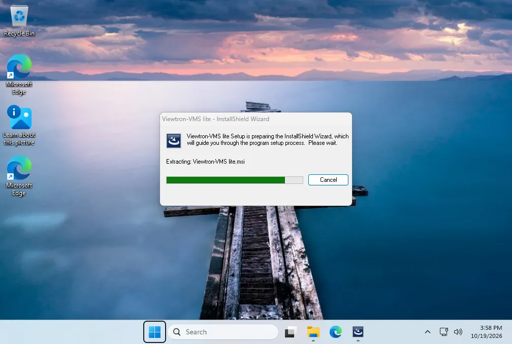 Viewtron VMS setup preparing the InstallShield Wizard with a progress bar